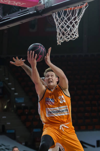 里无疑是其 里无疑是其