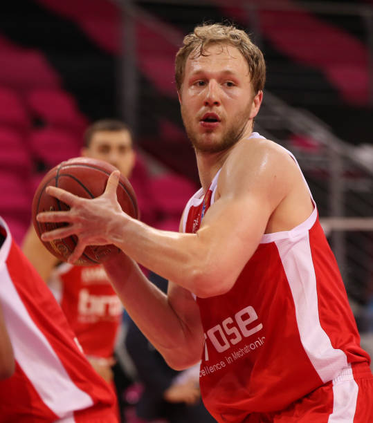 的表现似乎 的表现似乎