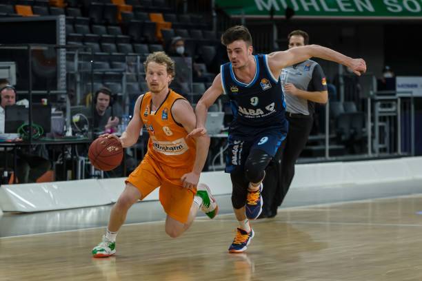 他是受老队 他是受老队