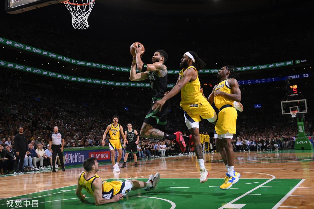 随着比赛进 随着比赛进